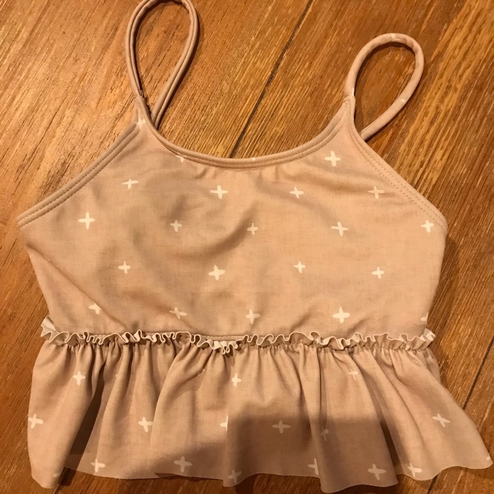 Kortni Jeane Beige plus signs peplum size 4/5